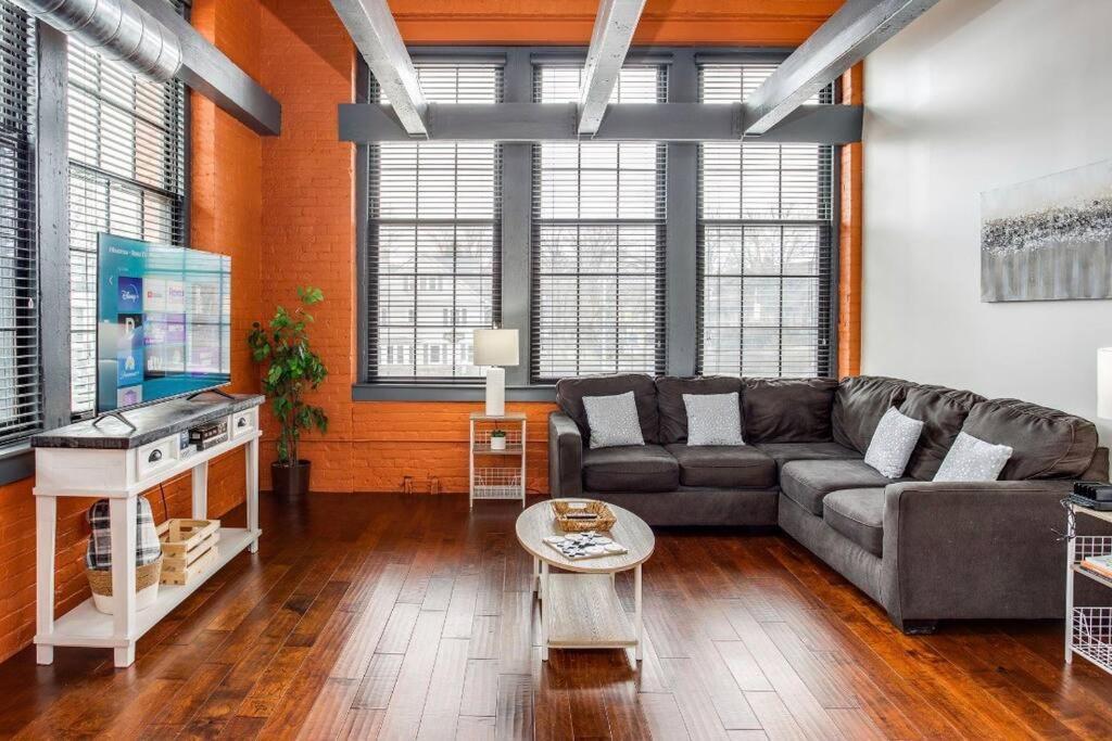 Centric Modern Loft W/ King Beds Rochester Exterior foto