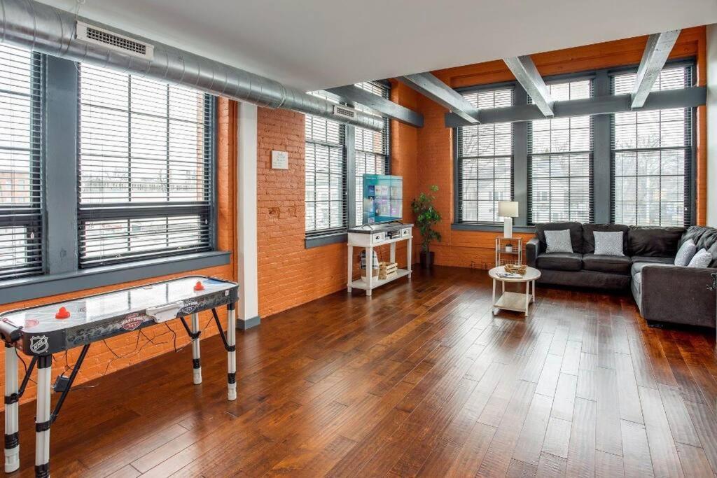 Centric Modern Loft W/ King Beds Rochester Exterior foto